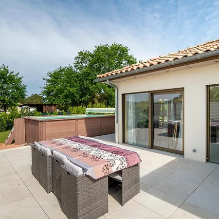 5 étoiles Avec Piscine En Quartier Calme à 5mn De L'océan Villa Messanges (Landes)